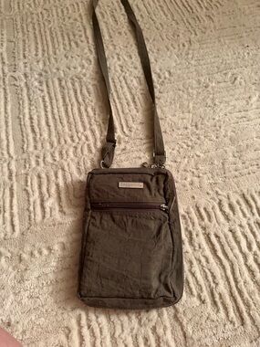 Baggallini Olive Green Crossbody Messenger Bag
